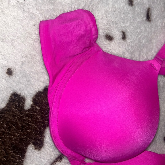 Victoria Secret Bras - Picture 3 of 16